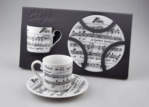 chopin_nuty_filizanka_jenny_mala.webp