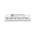 Novation-Launchkey-Mini-37-Mk4-White2.webp
