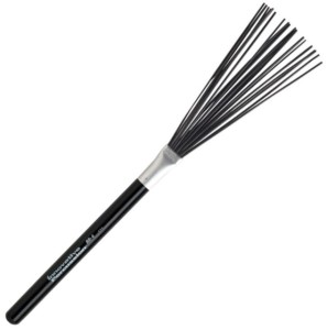 Innovative Percussion BR4 Wood Handle Synthetic Brushes Heavy Miotełki