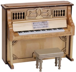 Ruby MG240 Miniatura Piano